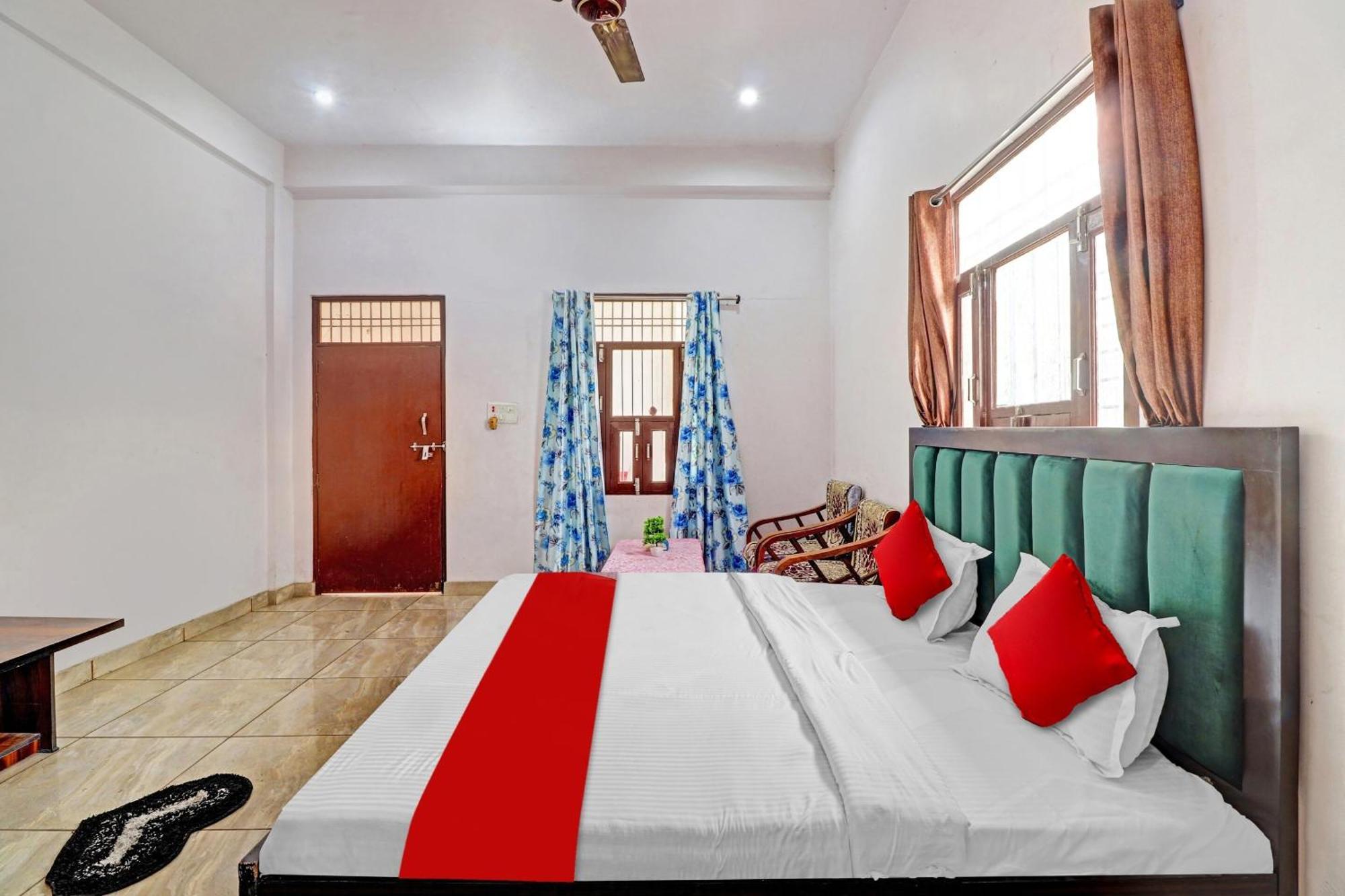Hotel O Choice Guest House Vrindāvan Екстериор снимка