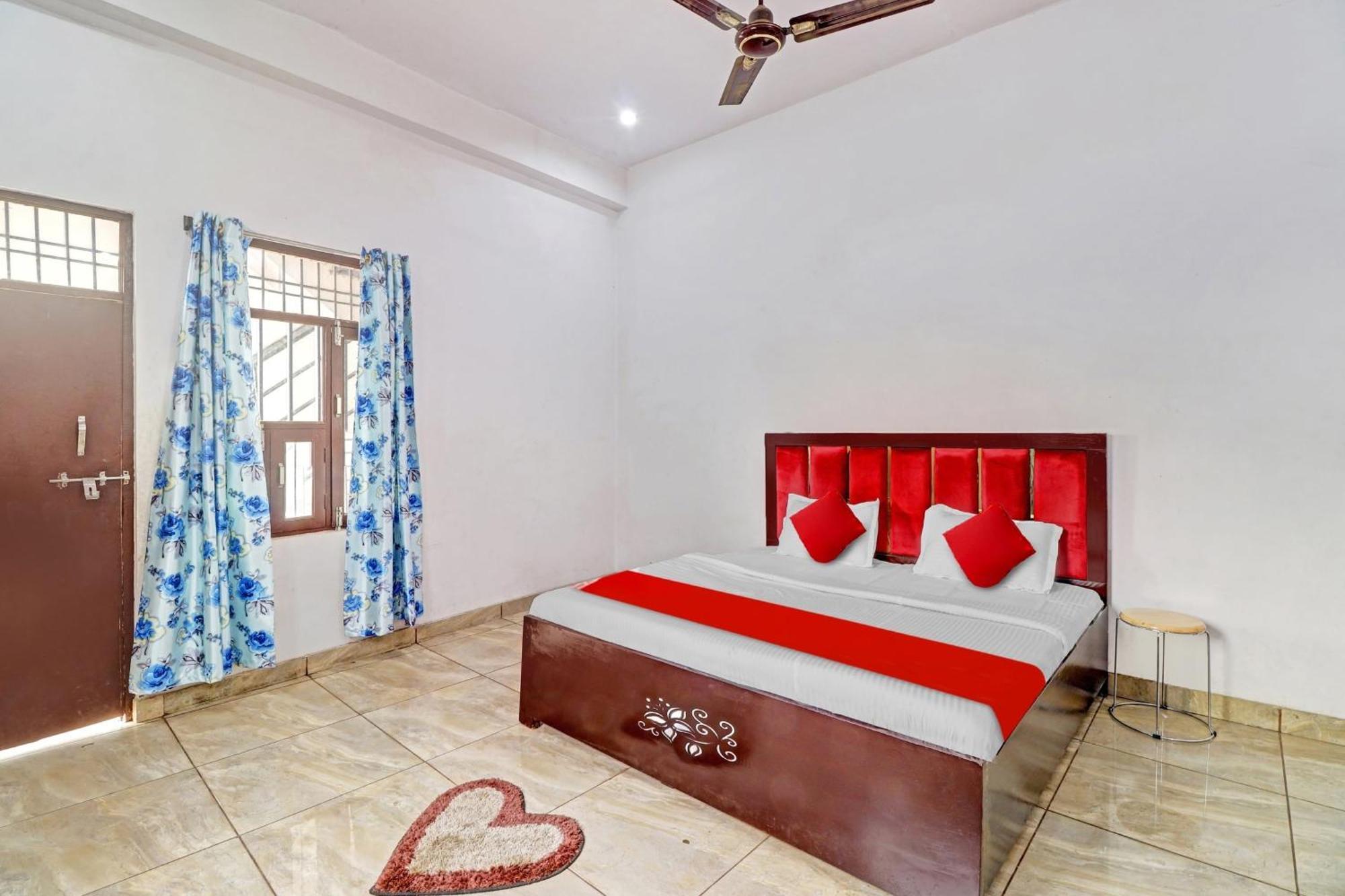 Hotel O Choice Guest House Vrindāvan Екстериор снимка